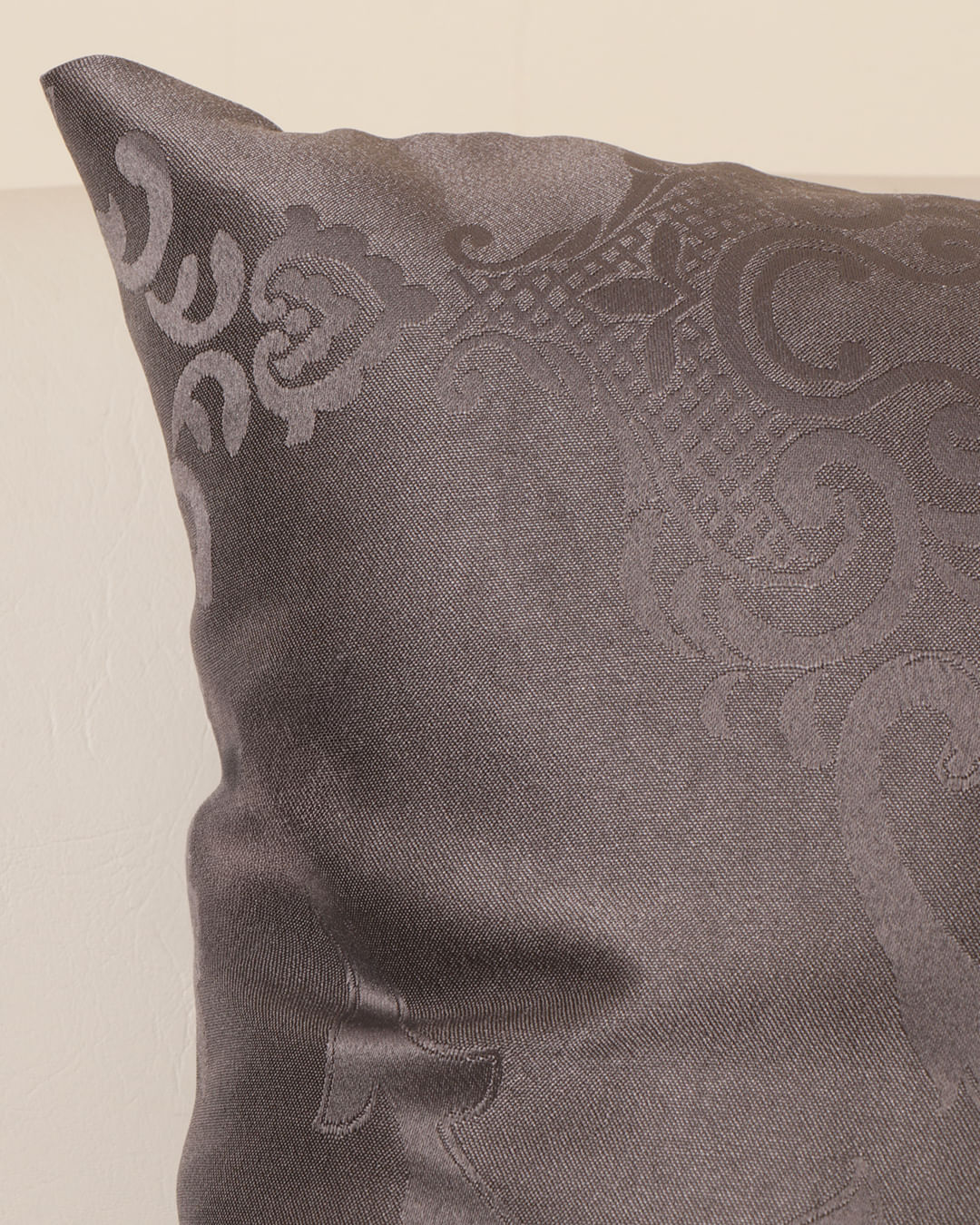 Almofada-Jacquard-45x45-Pta---Cinza-Escuro