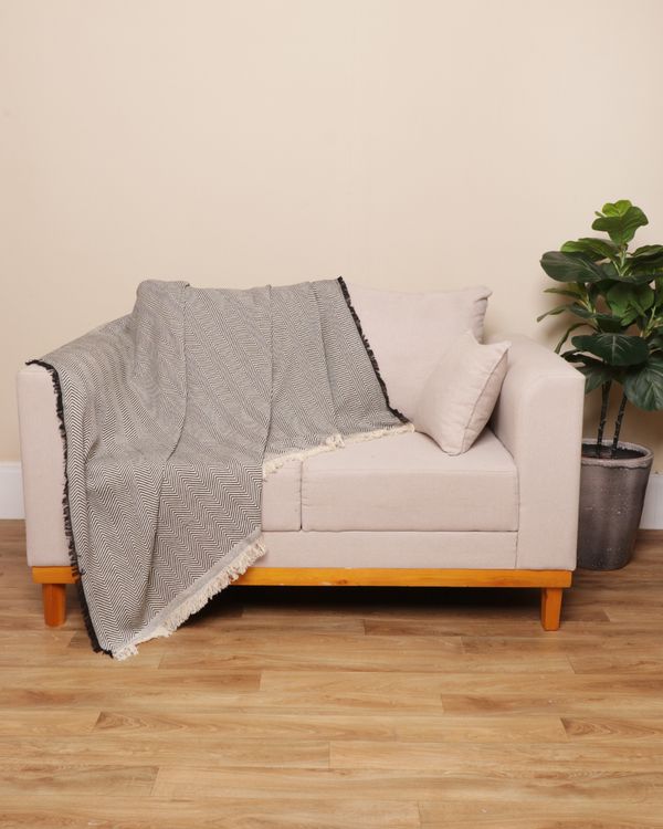 Manta Para Sofá Texturizada 140cm x 120cm Chevron Com Franjas Off White UN