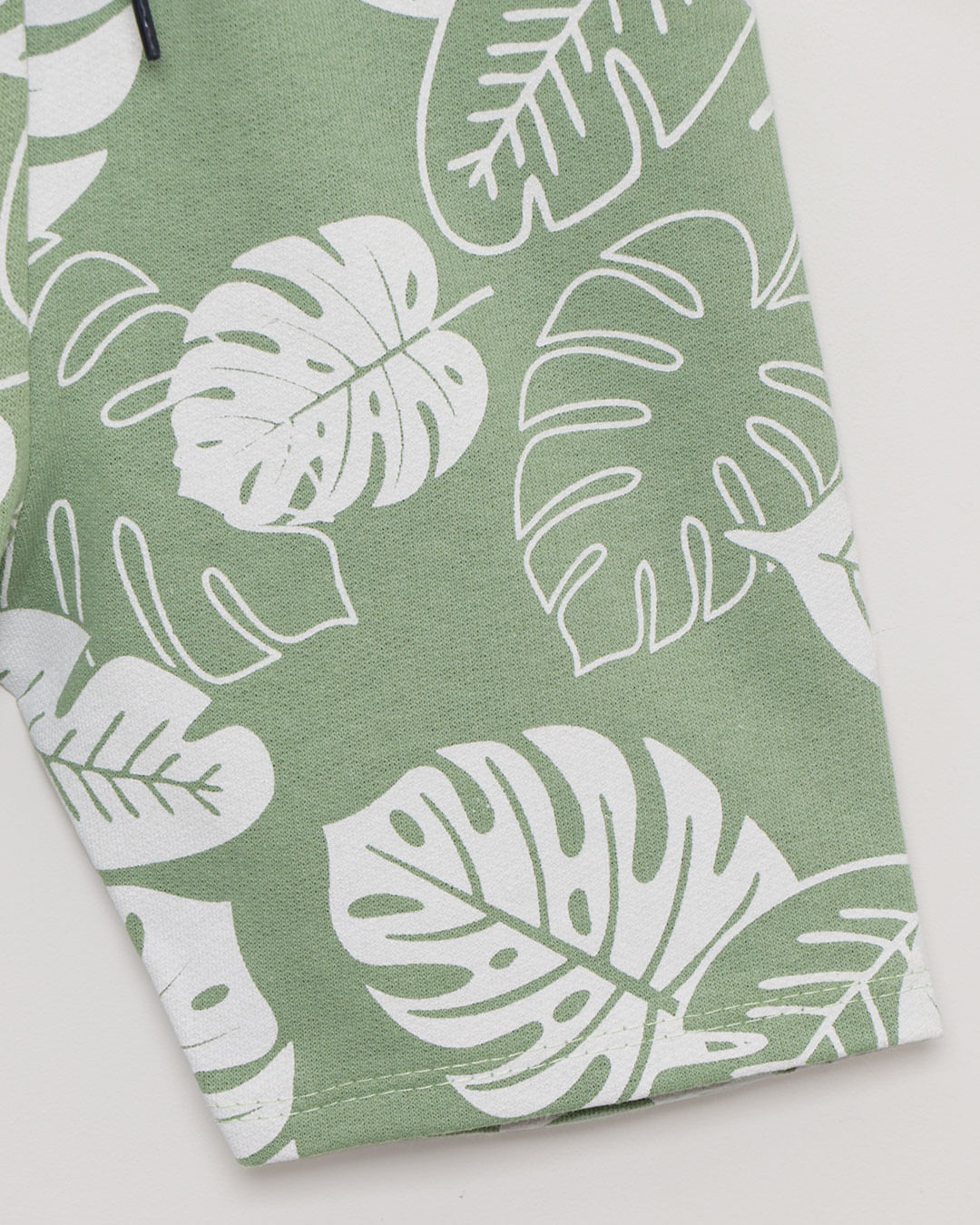 Shorts-Folhas-03270080-Masc-13---Verde-Claro