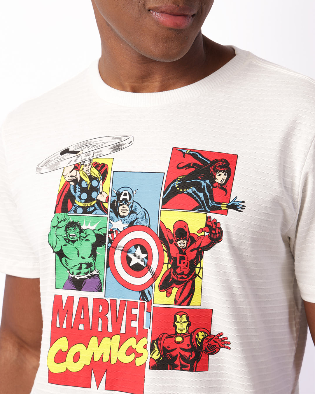 Camiseta-Marvel-0402131-Pgg---Off-White