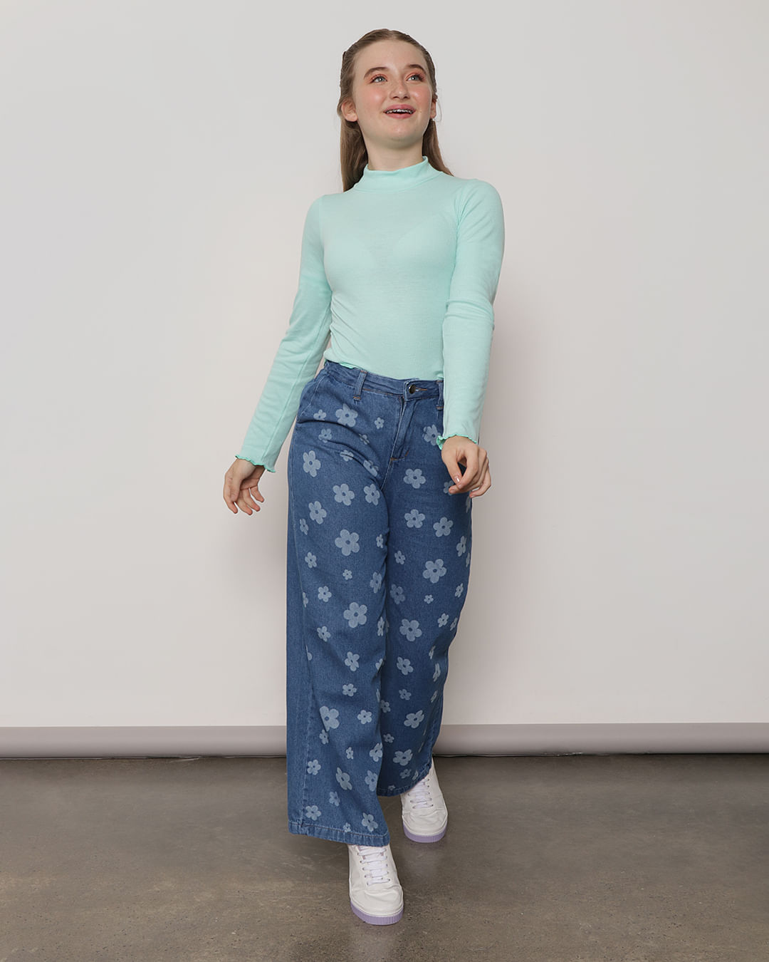 Blusa Juvenil Canelada Frufru Básica Verde-1751470473550