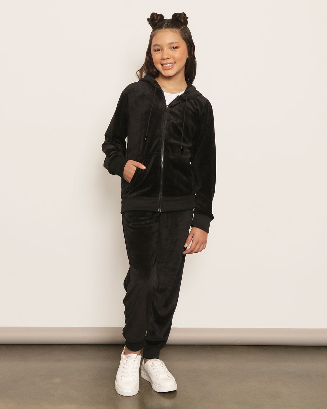 Casaco Juvenil Com Zíper e Capuz Plush Preto-1751471715060
