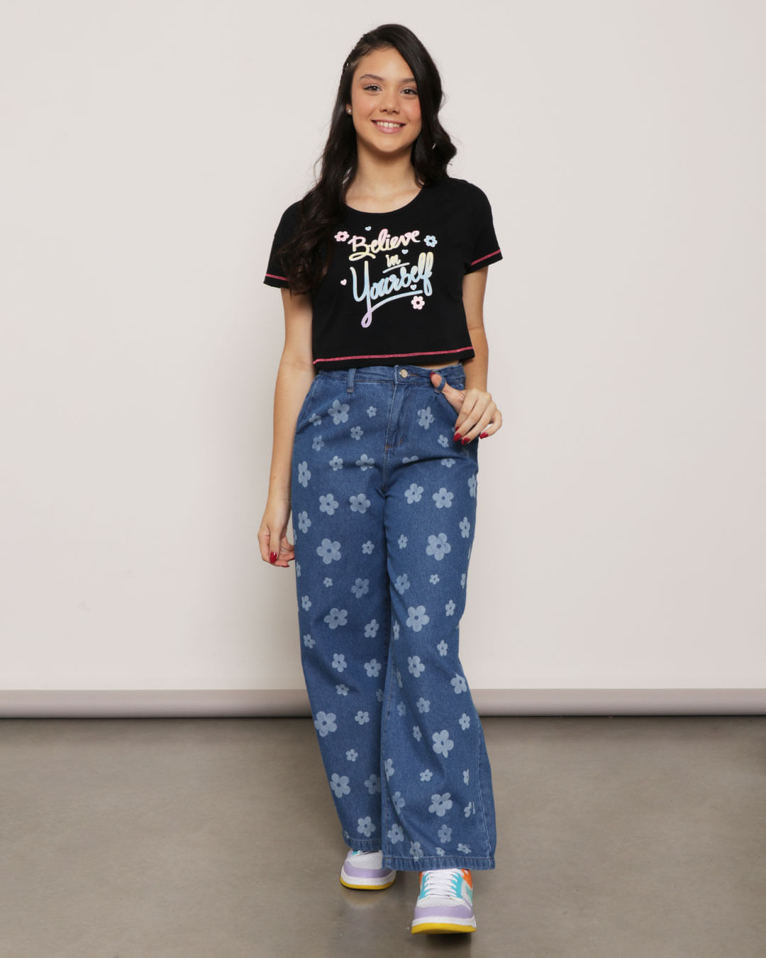 Blusa Juvenil Cropped Believe In Yourself Preta-1751471901854