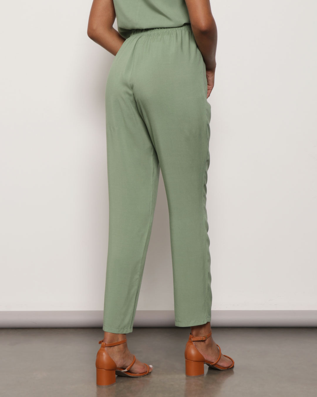 Calça Viscose Feminina Reta Verde-1751911268174