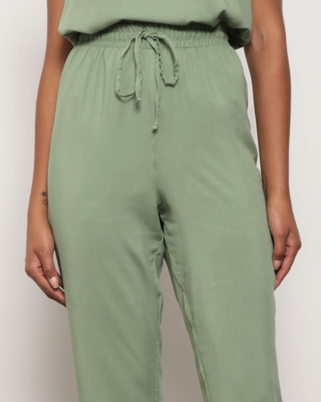 Calça Viscose Feminina Reta Verde-1751911271379
