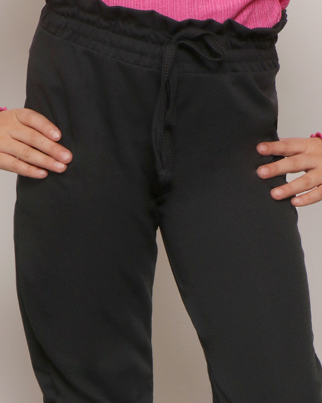 Calça Infantil Crepe Elástico Na Barra Preta-1751923074936