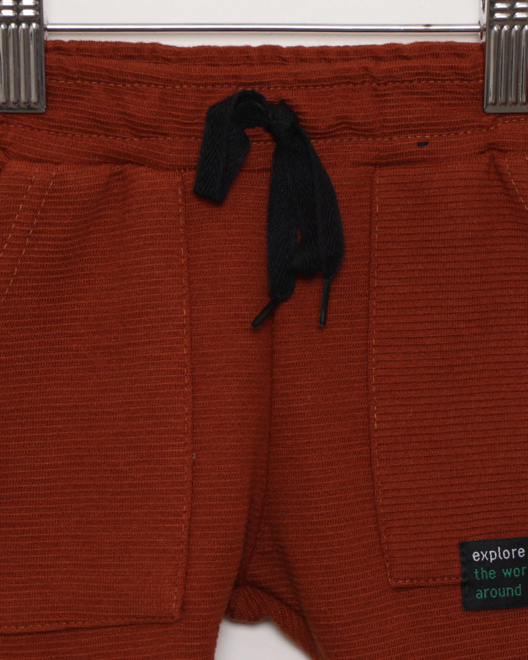Calça Moletinho Bebê Texturizada Bolso Marrom-1751938363935