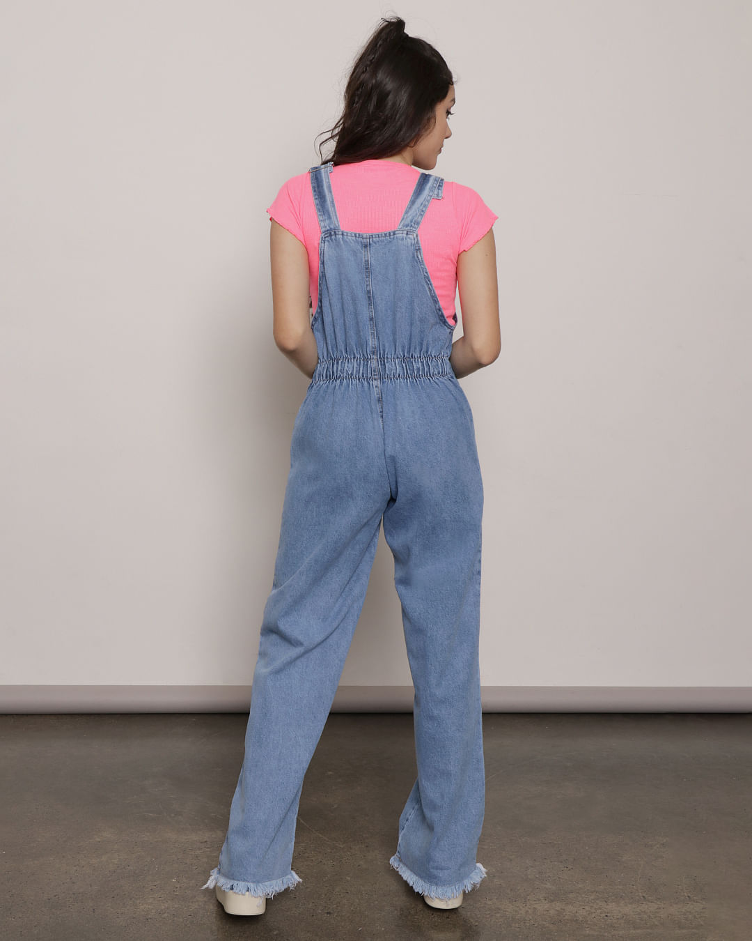 Jardineira Jeans Juvenil Wide Leg Com Zíper e Bolso Azul-1751975746232
