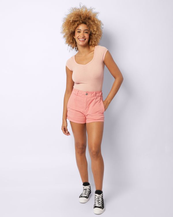 Short Sarja Feminino Curto com Bolsos Rosa 40