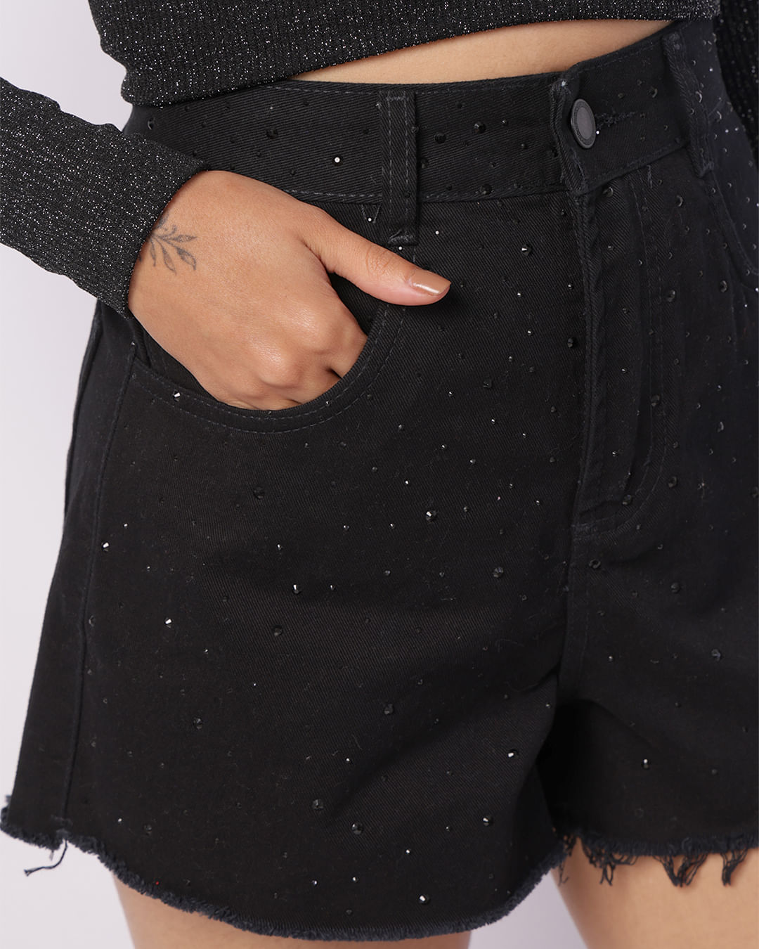 Shorts-Sarja-Pedras-Pretas-67140---Preto