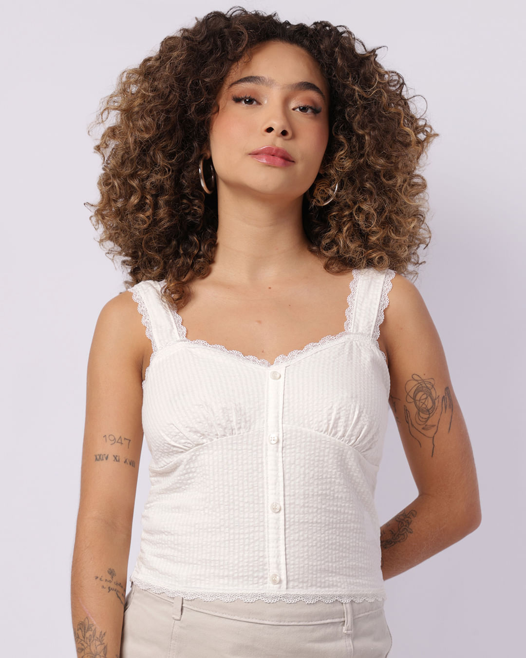 Blusa-Reg-Detalhe-Renda-3007565-Pgg---Branco