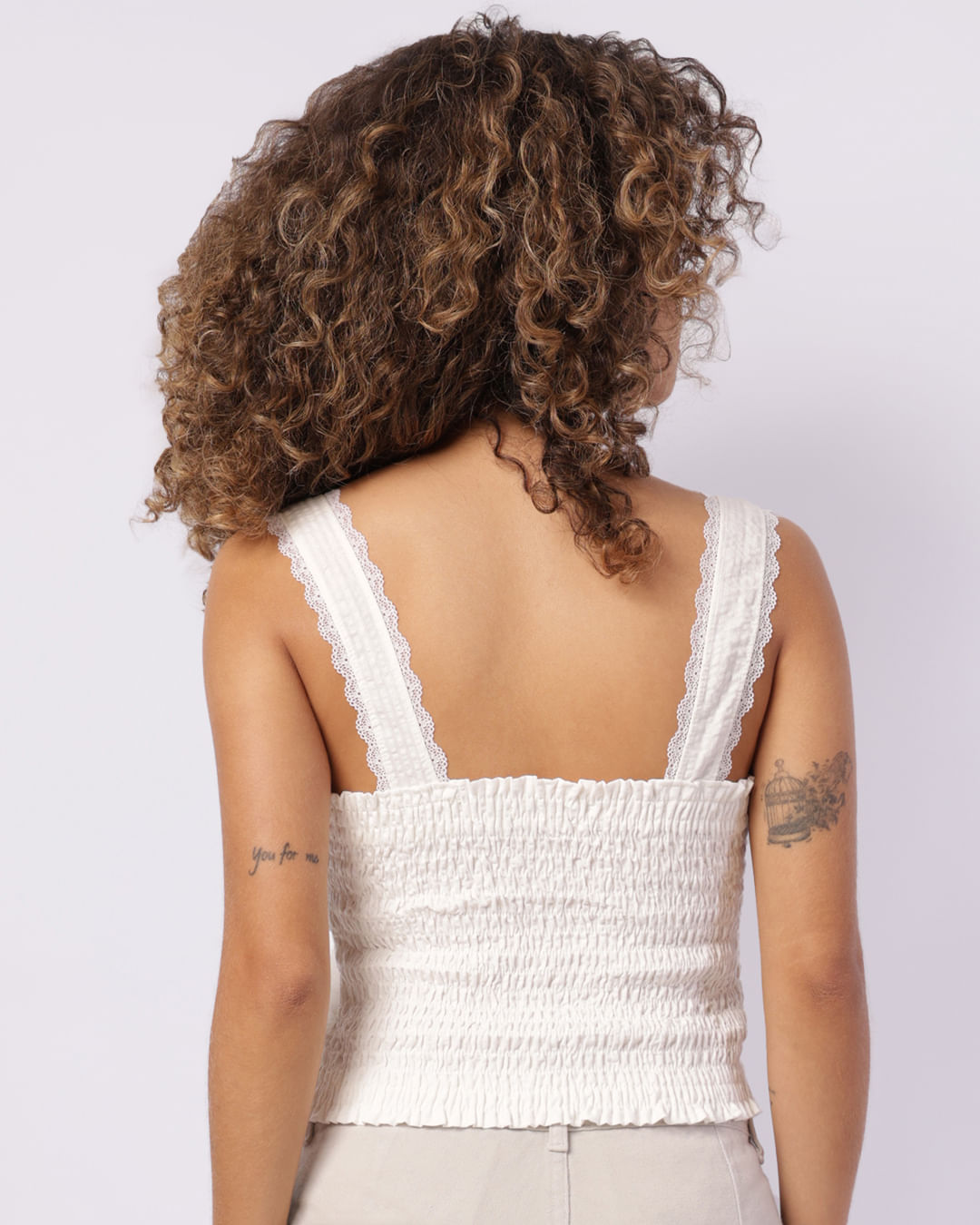 Blusa-Reg-Detalhe-Renda-3007565-Pgg---Branco