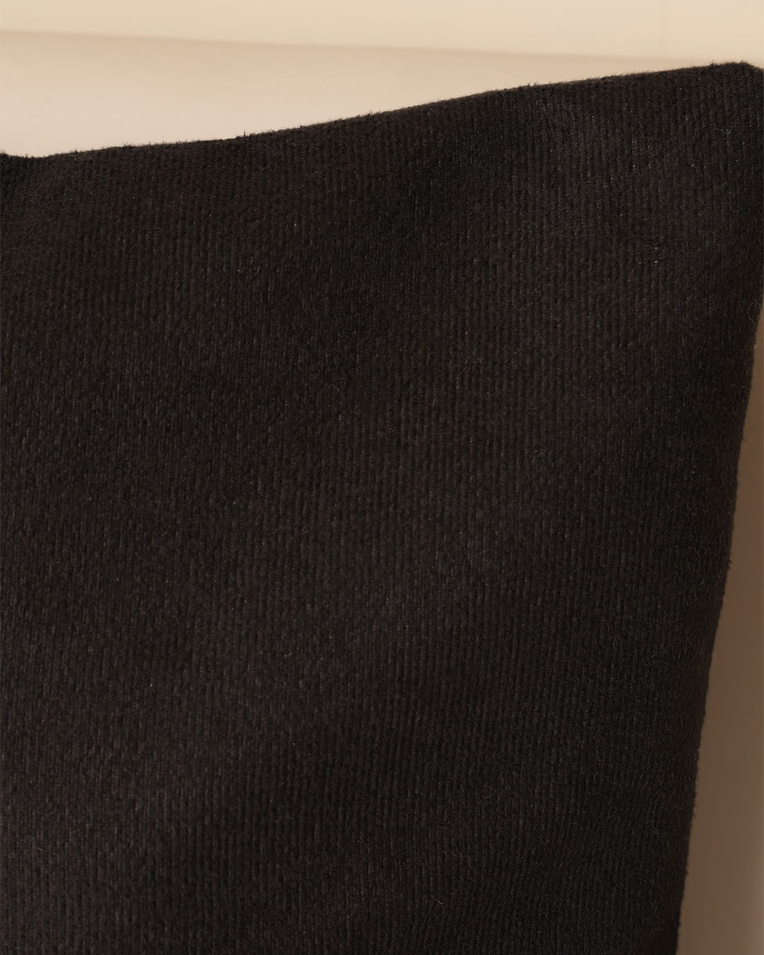 Capa-Almofada-Suede-Lisa-40x40---Preto