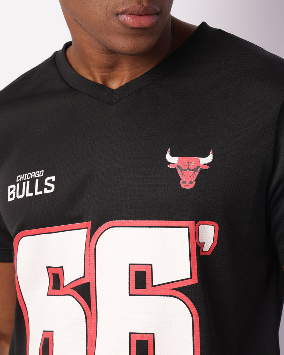 Cam-Mc-Nba-N0757-Chicago-Bulls---Preto