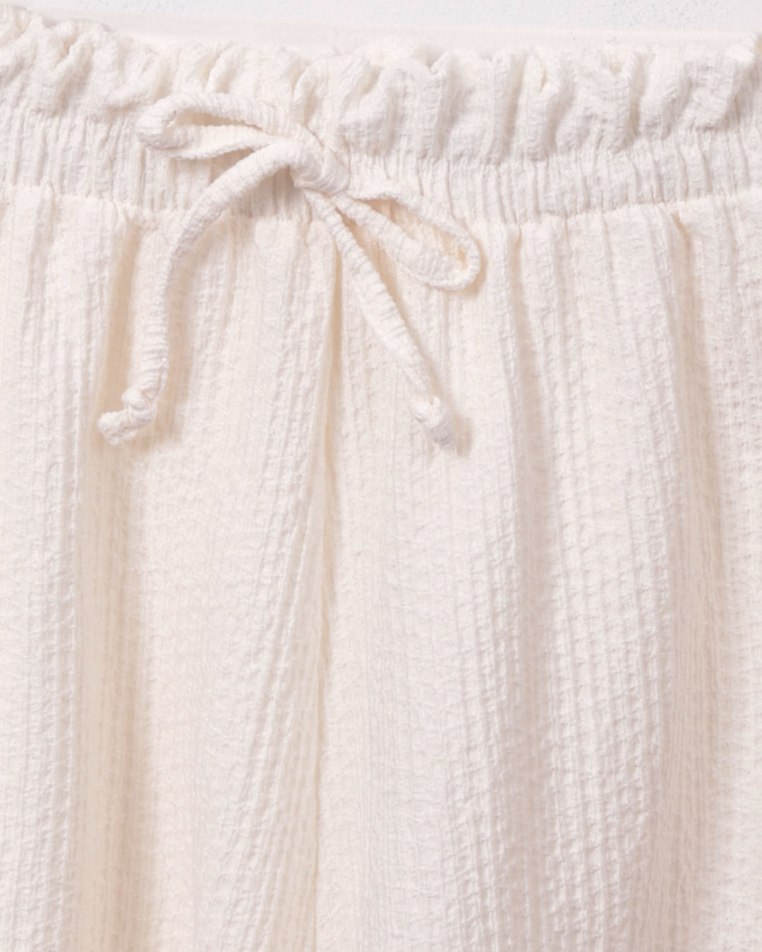 Shorts-263015-Malha-Texturizada---Off-White
