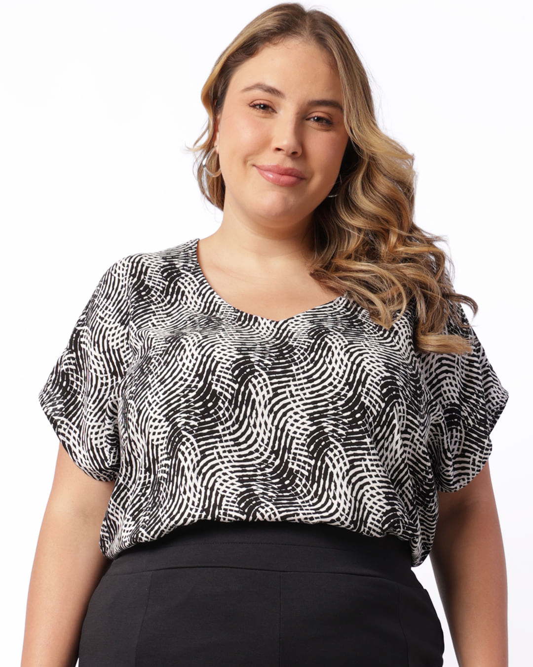 Blusa-230346cx-24ta--Manga-Morcego---Preto