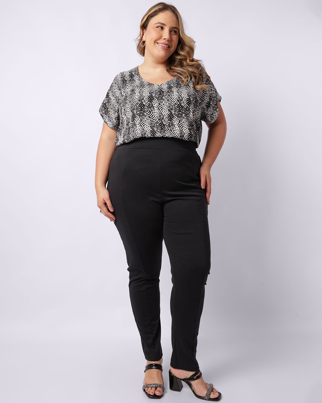 Blusa-230346cx-24ta--Manga-Morcego---Preto