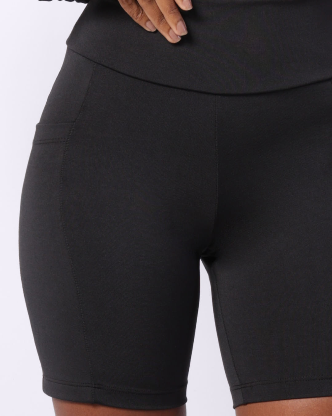 Bermuda-N100-Com-Bolso-Basico---Preto
