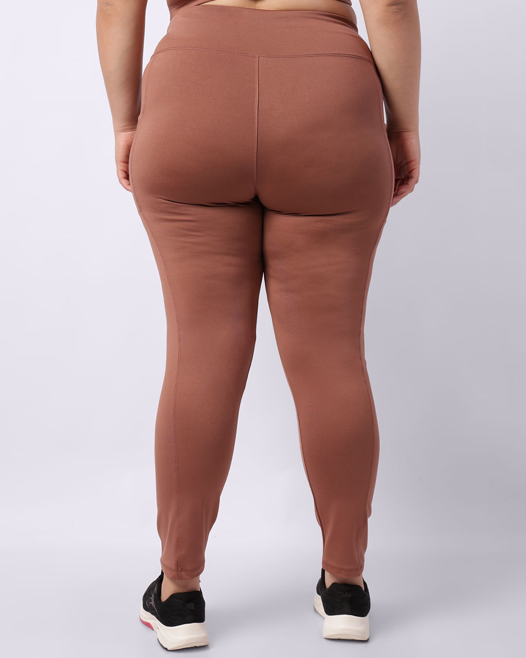 Legging-417-Plus--Com-Bolso---Marrom