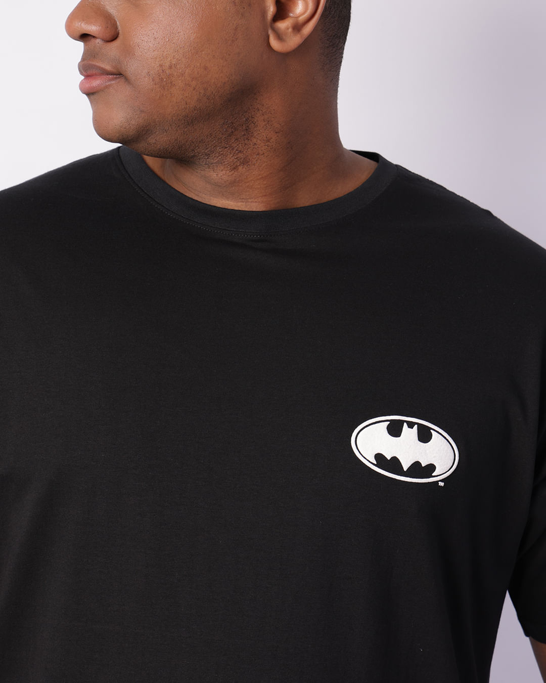 Camiseta-T41384-Batm-Pto-Plus---Preto