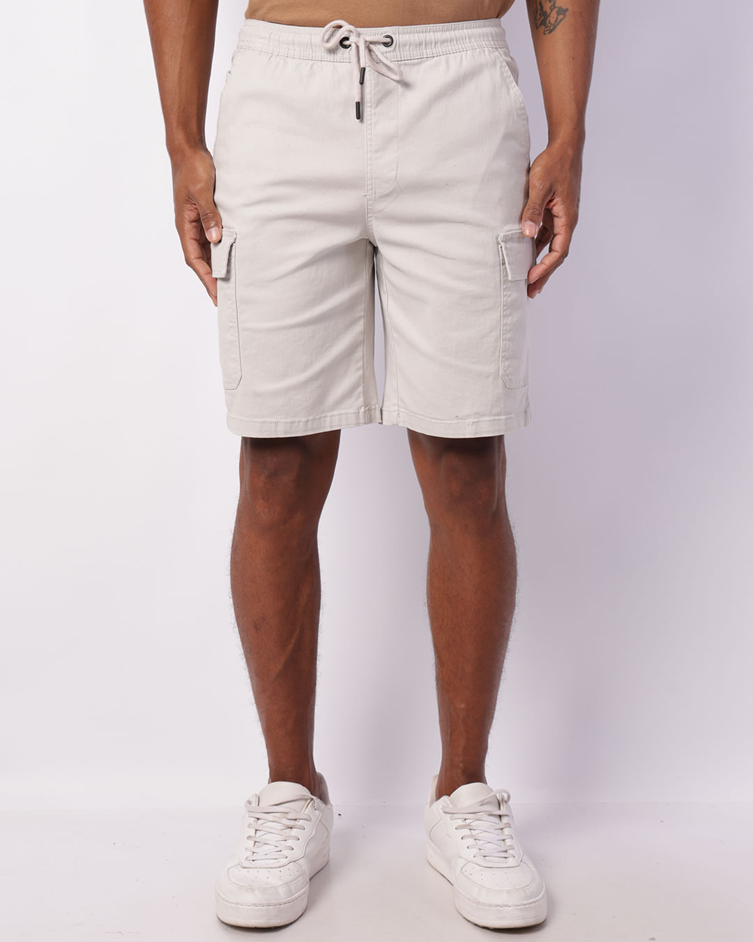 Brmda-Sja-Jvm-Jgg-Glo-Ipt-Mesa---B33wb22---Off-White
