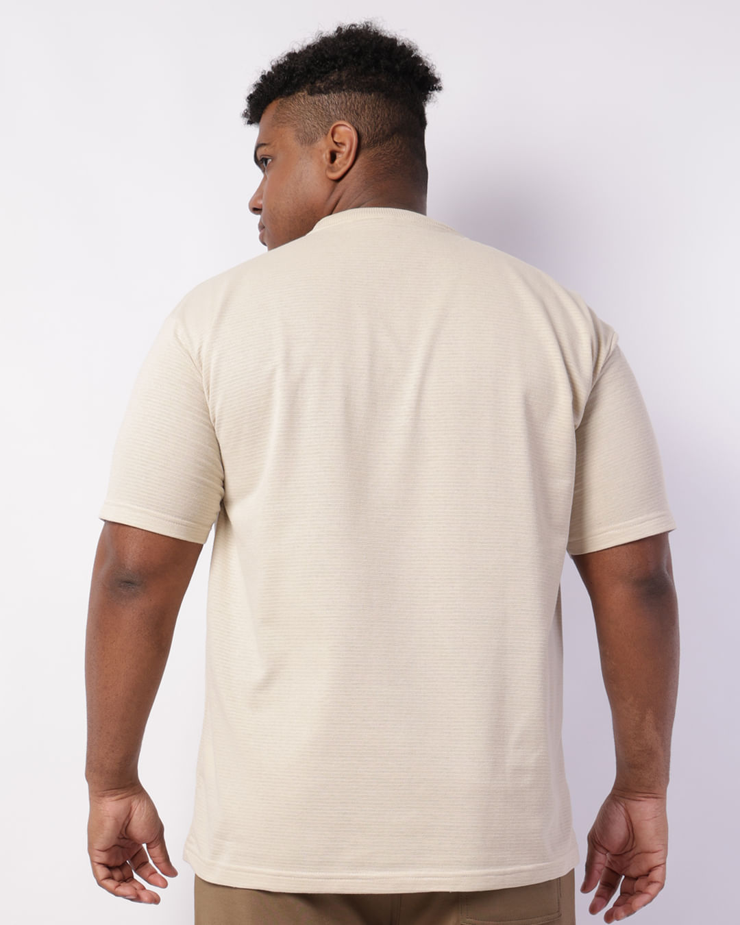 Camiseta Plus Size Masculina Gangster Texturizada Bege-1755528448909