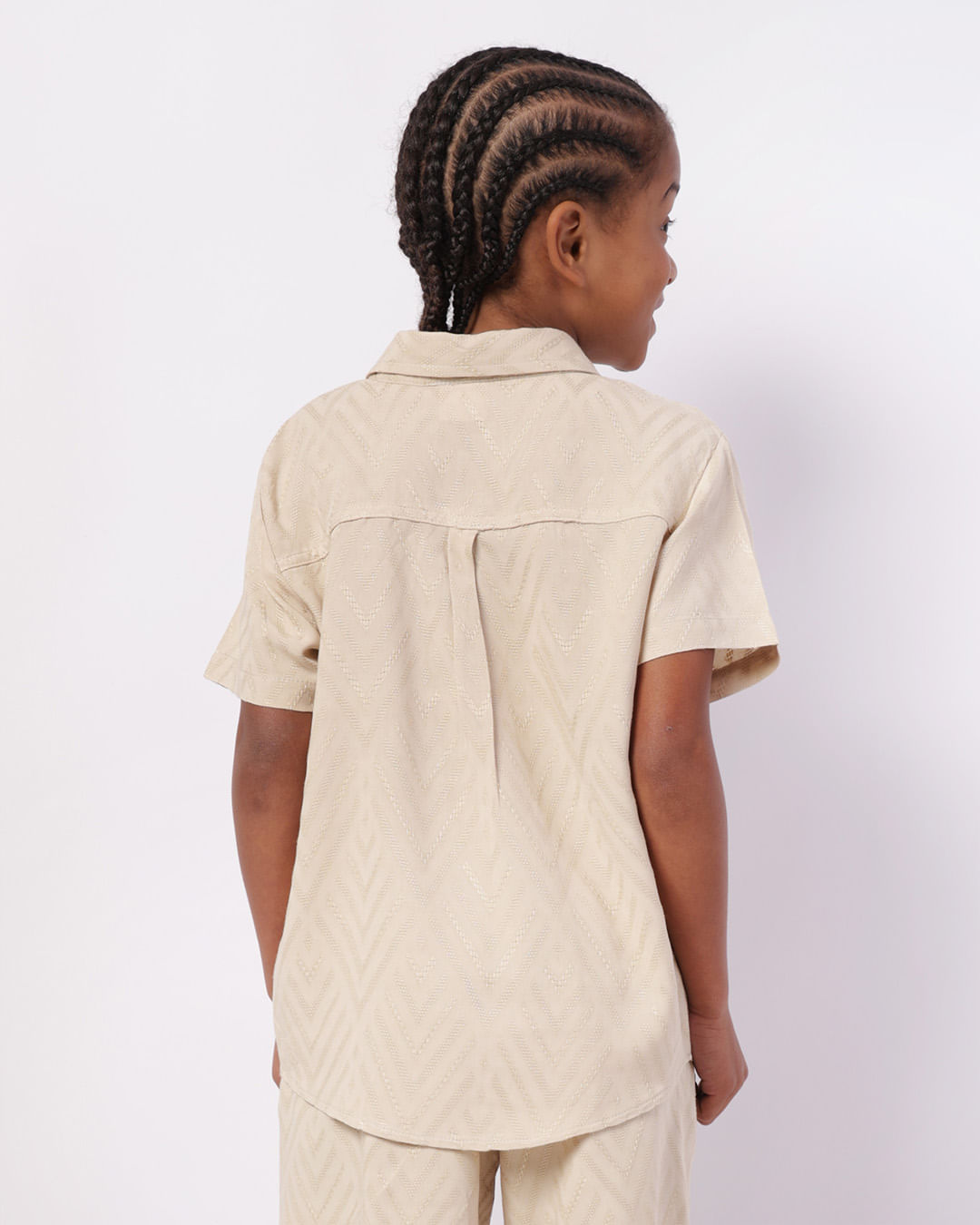 Camisa Infantil Viscose com Bordado Geométrico Manga Curta Bege-1755612704692