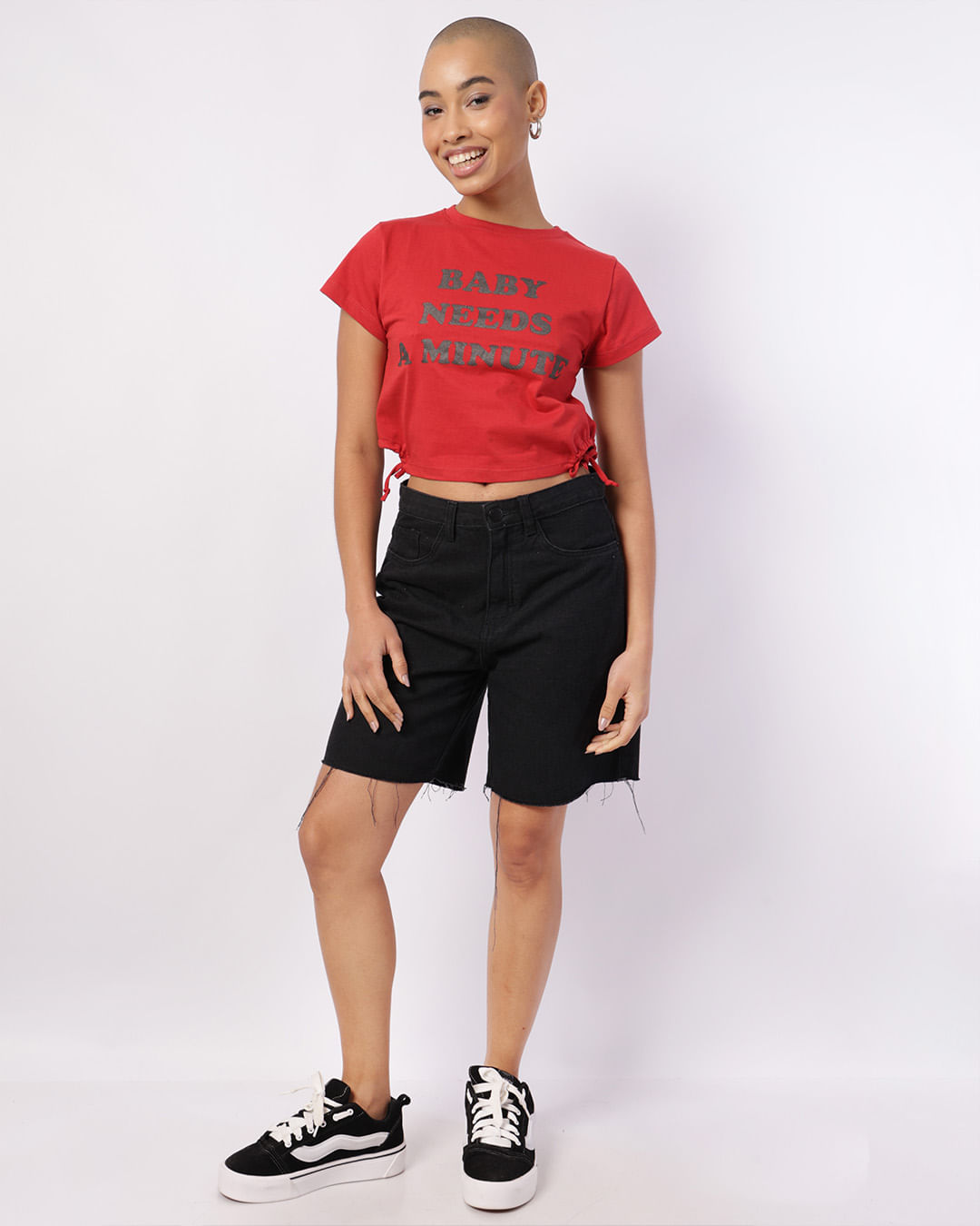 Camiseta Feminina Cropped com Estampa e Amarração Vermelha-1755615530104