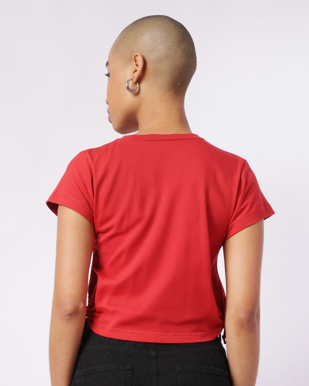 Camiseta Feminina Cropped com Estampa e Amarração Vermelha-1755615552886