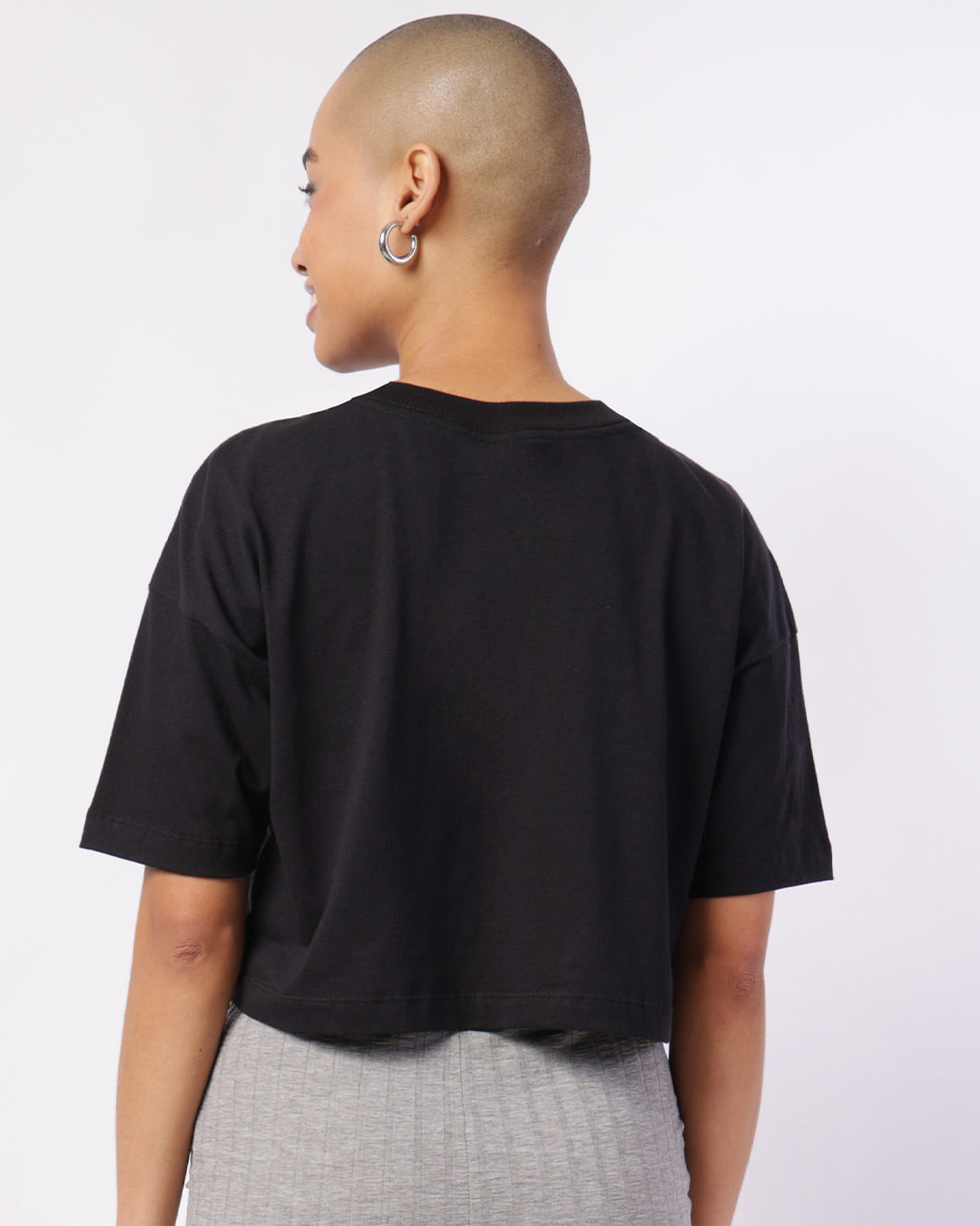 Cropped-Mc-Deslocada-Pto-Torf599---Preto