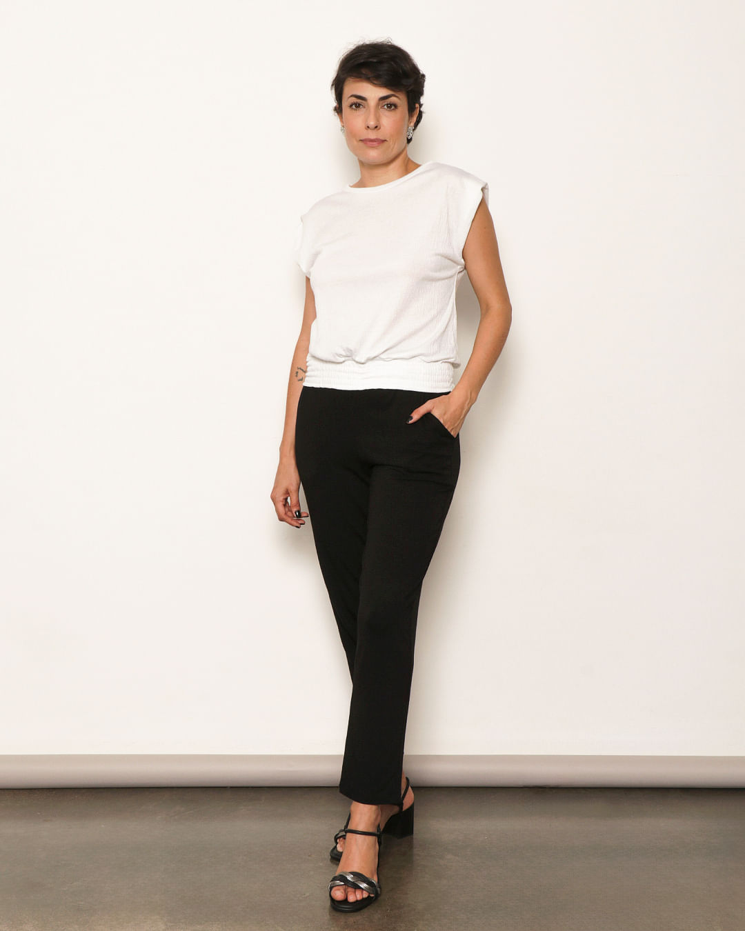 Blusa-Bl11086-Anarruga-Barra-Lastex---Off-White