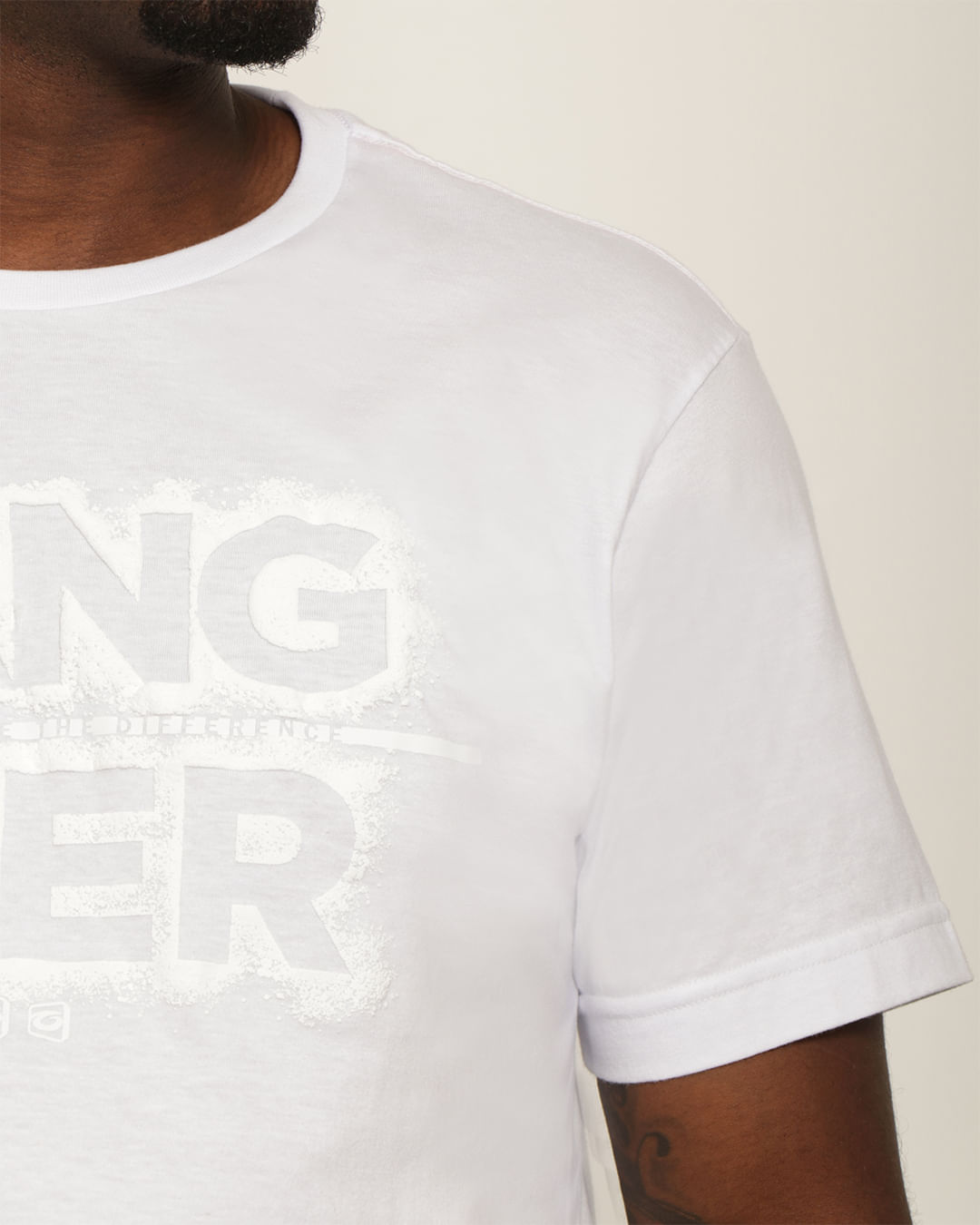 Camiseta Masculina Básica Gangster Estampa Gola Careca Branca-1756387084603