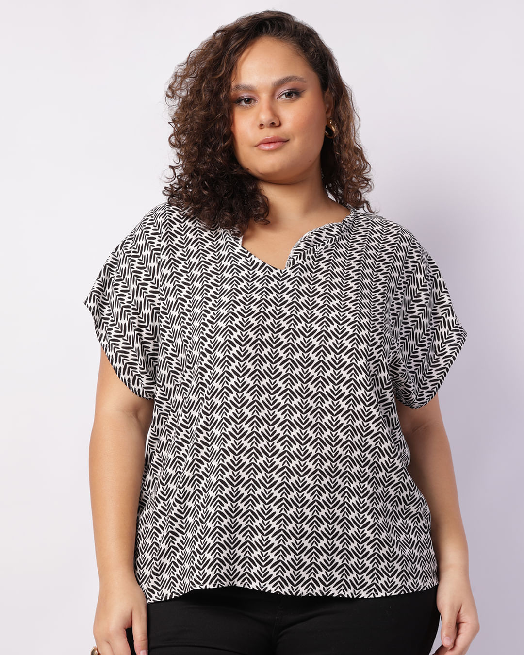 Blusa-230346cx-24ta--Manga-Morcego---Estampado-Claro