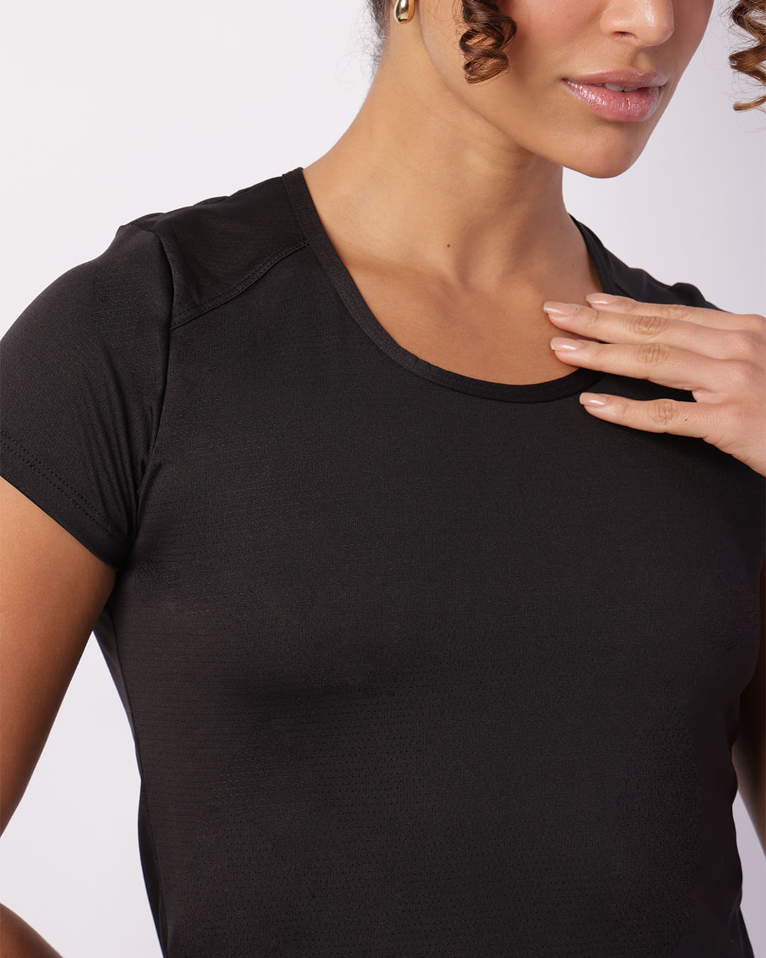 Blusa-Alt2043-Com-Trancador-Recorte---Preto