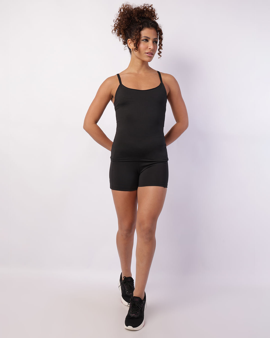 Regata-383534-C-Top-Embutido---Preto