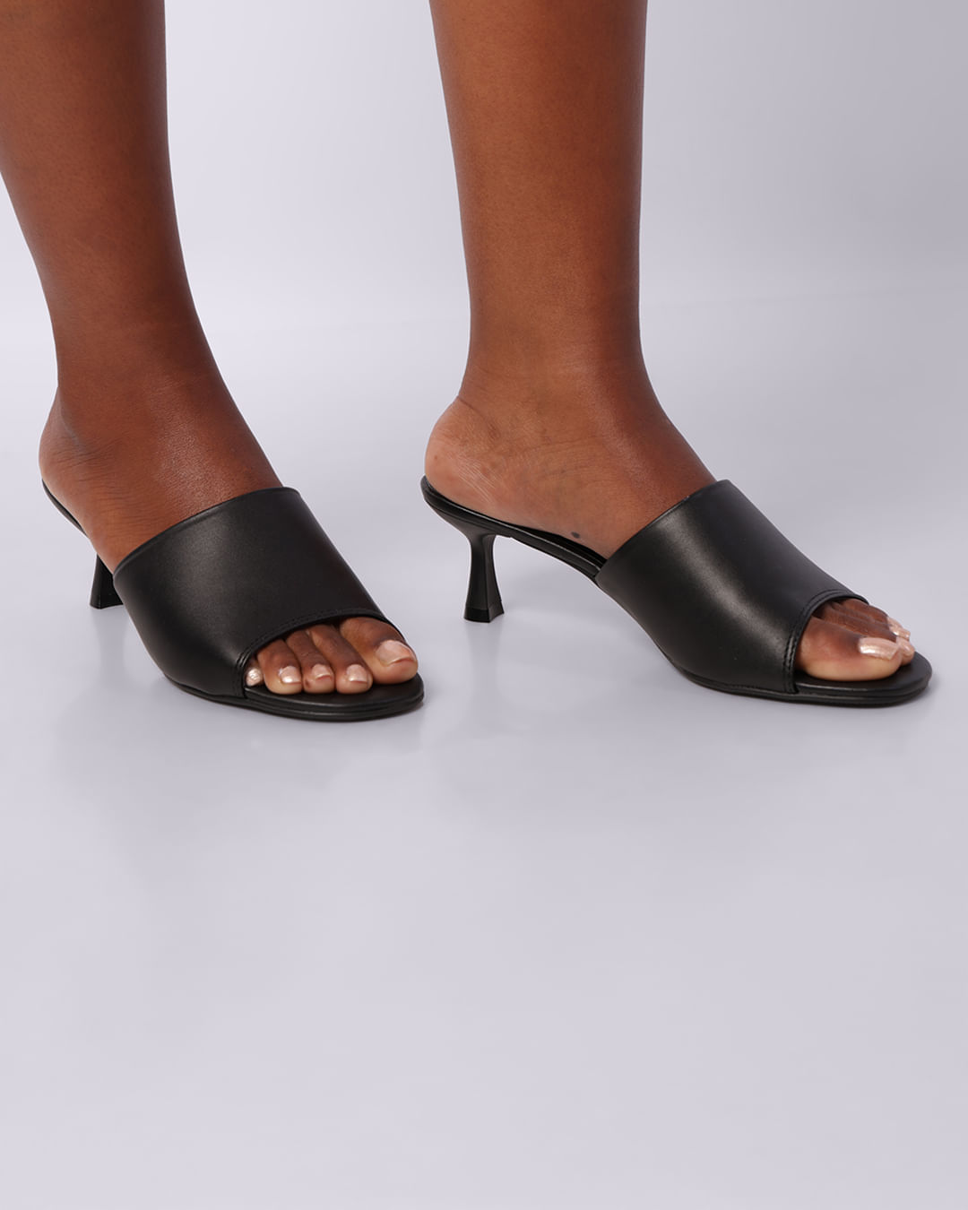 Tamanco-8358-88872-Preto-3439---Preto