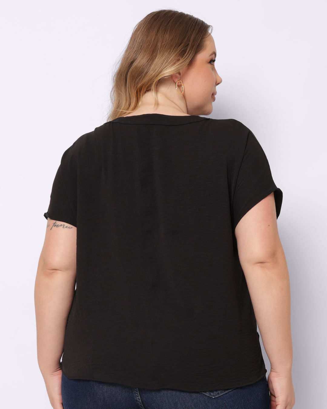 Blusa-231527-Dec-V-Cey---Preto