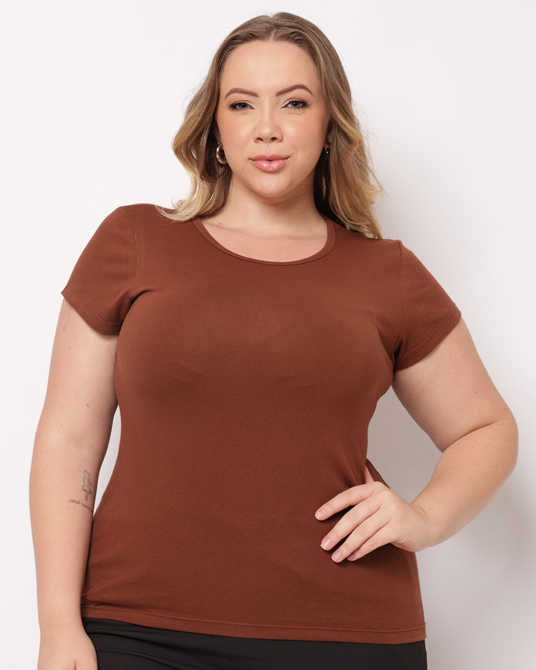 Blusa-Plus-Mc-Gola-Redonda-Marrom---Marrom
