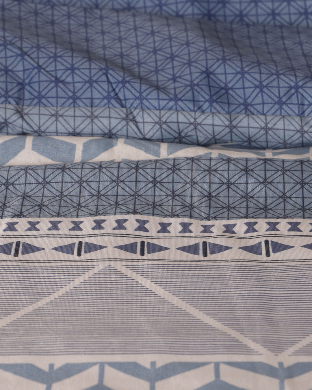 Edredom-Moderno-Casal-Ver-26---Azul-Geometrico