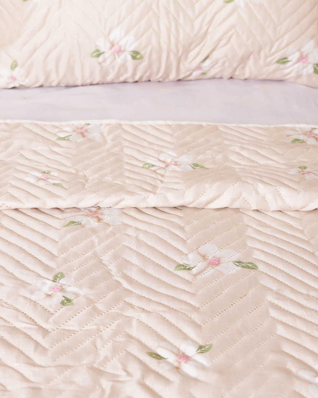 Kit-Colcha-Casal-Ultrassonica---Branco-Floral