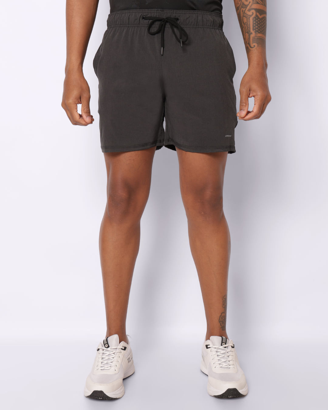 Berm-Hydronatic-Preto-935-3b-plaquinha---Preto