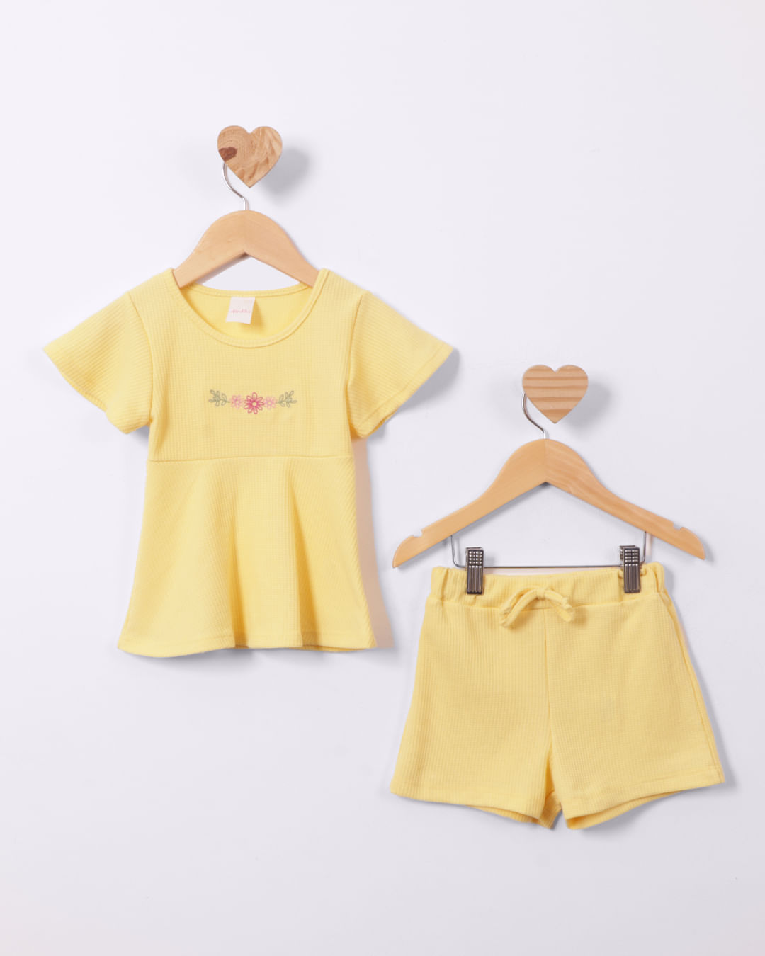 Conj-294006--Bata-Mc-13---Amarelo