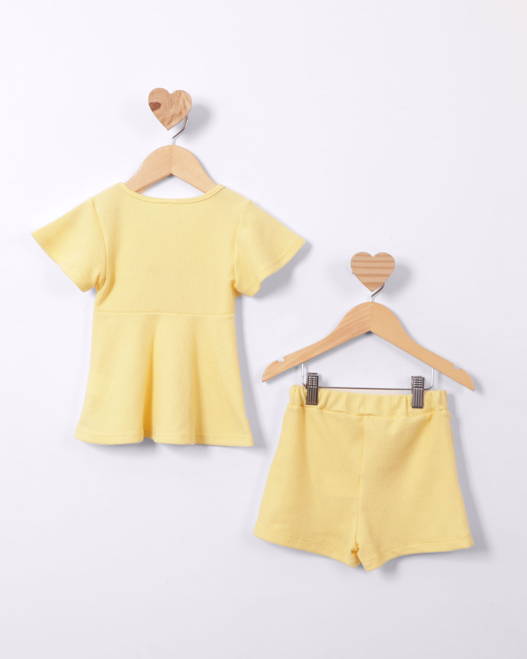 Conj-294006--Bata-Mc-13---Amarelo