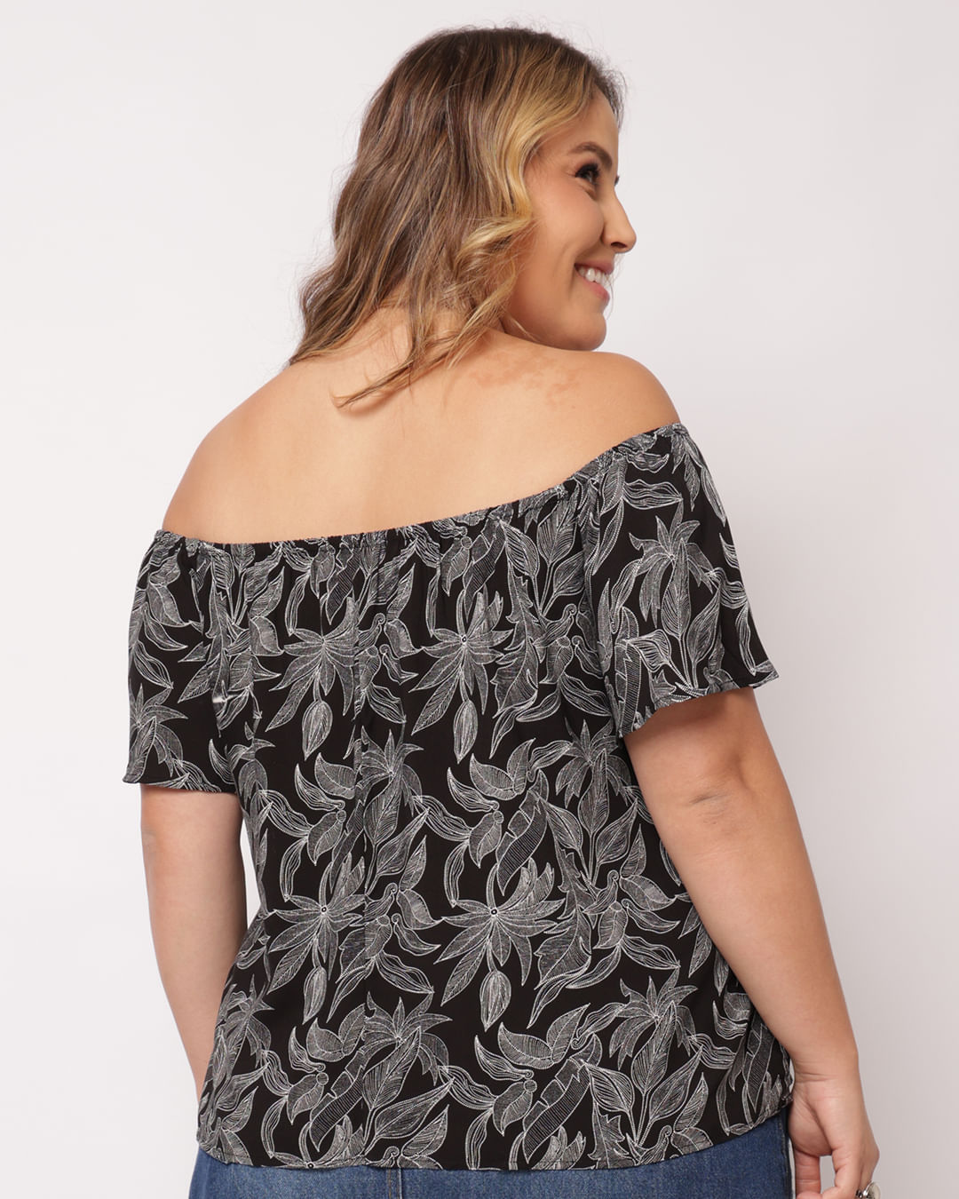 Ciganinha-730365-Estampada---Preto-Floral