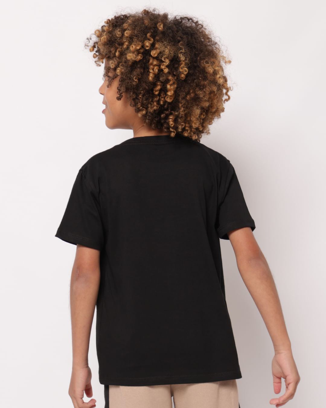 Camiseta-45280195-Mc-M-410-Avengers---Preto