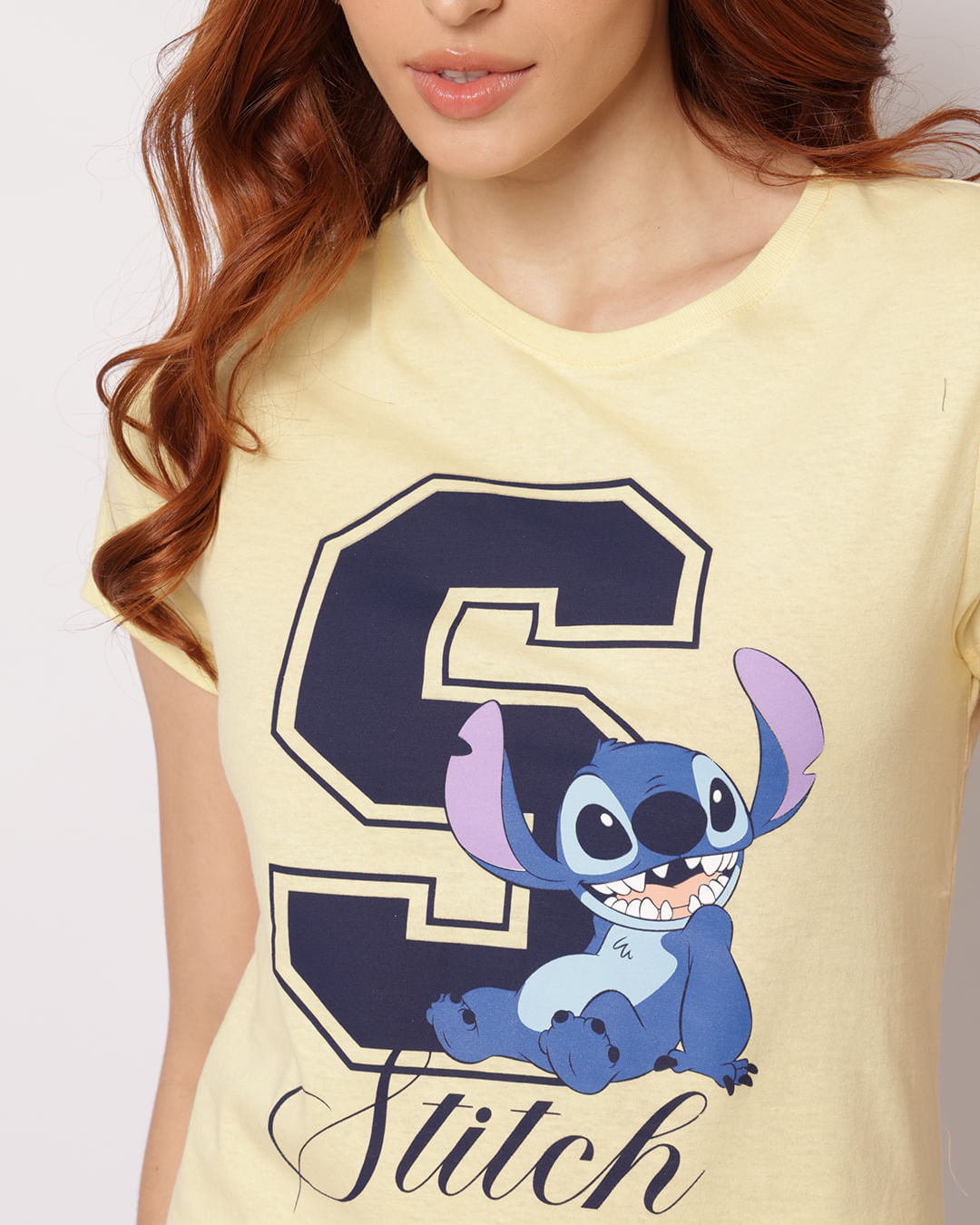 Camiseta-Mc-23409-Stitch-Amo-Pgg-P9---Amarelo