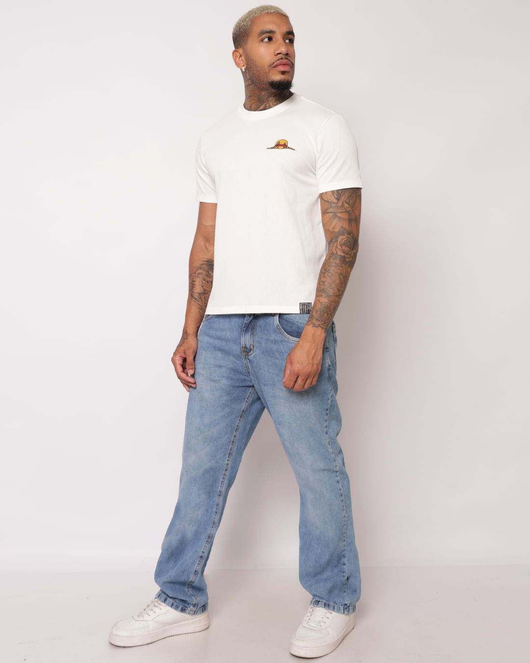 Camiseta-One-Piece-Tro110007-Pgg---Off-White