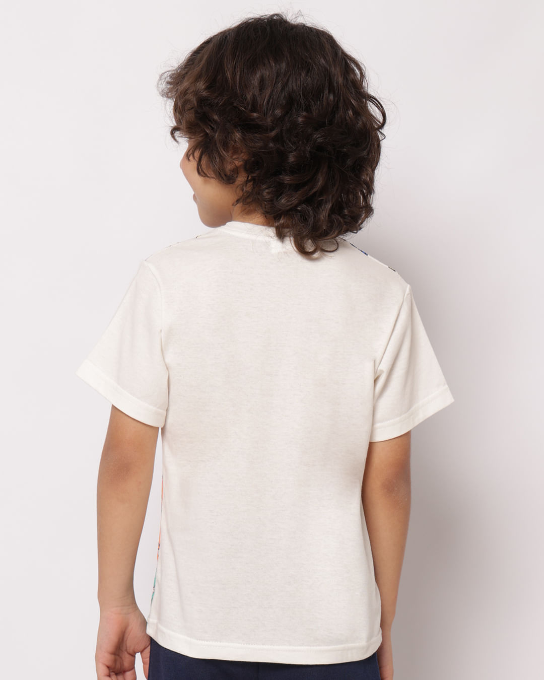 Camiseta-30078-Mc-M-48-Dino---Off-White