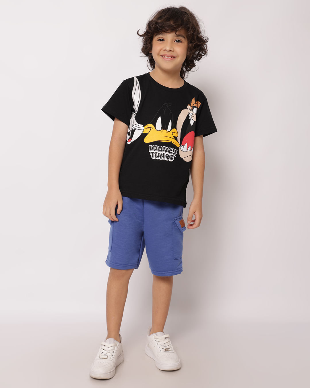 Camiseta-T41816-Mc-M-410-Looney---Preto