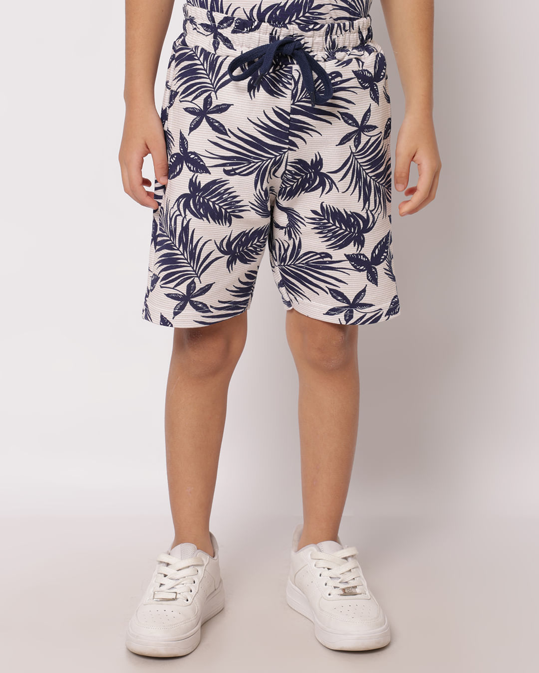 Bermuda-To350158-M-410-Tropical---Off-White